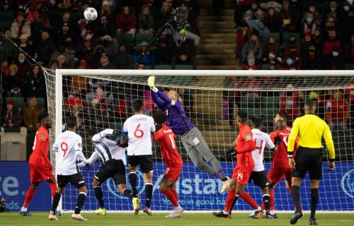 Kanađani hoće da budu iznenađenje u Kataru: Borjan i zvezda Bajerna na spisku selektora za Mundijal!