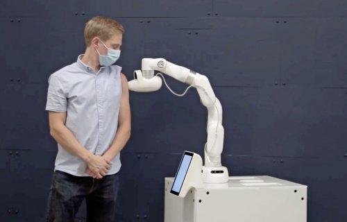 Pogledajte robota koji daje vakcine bez igle i doktora: Tehnologija u službi zdravlja (VIDEO)