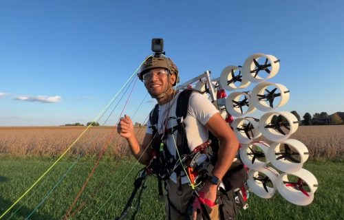 3D štampač i puno selotejpa: Jutjuber izradio LETEĆU MAŠINU, pogledajte kako je prošlo testiranje (VIDEO)