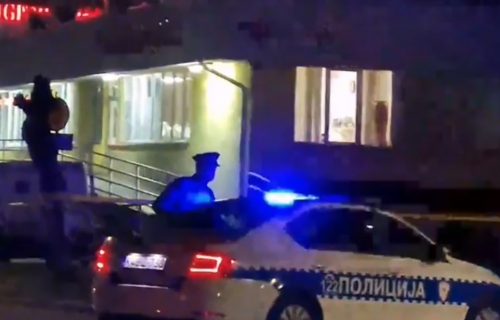 Detalji drame u Doboju: Dovezla ga Hitna pomoć, a on izvukao RUČNU BOMBU (VIDEO)