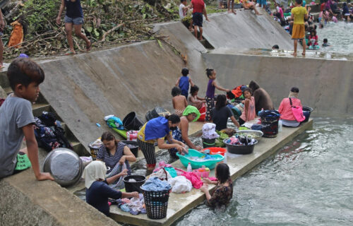 CRNI BILANS razorne oluje na Filipinima: Tajfun odneo 169 života, veruju da to nije konačan broj (FOTO)
