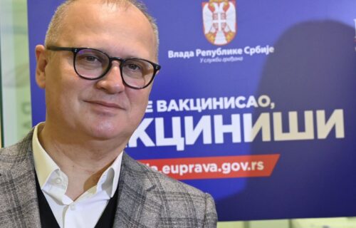 Vesić: Od danas otvoren punk za vakcinaciju u "TC Stadion"