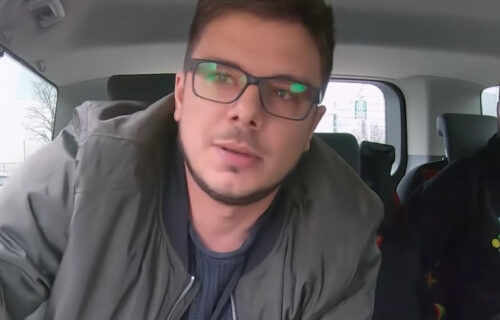 Svi ga znate iz "Dnevnjaka": Ovo je jutjuber koji preti SAMOUBISTVOM u Novom Sadu (VIDEO)