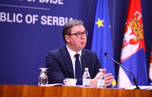 Vučić sutra sa američkim senatorima: Sastanak u zgradi Generalnog sekretarijata