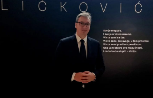 Vučić posetio izložbu Vlade Veličkovića: "Jedinstven, upečatljiv, kao i njegova monumentalna dela" (FOTO)