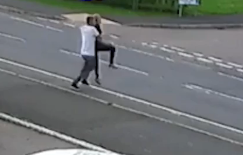 Snimljen momenat brutalne otmice devojke: Ne može da HODA i GOVORI zbog onoga što su joj uradili (VIDEO)
