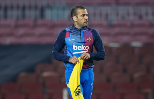 Stiglo ogromno pojačanje za Barsu: Dani Alves registrovan, očekujte ga uskoro na terenu!