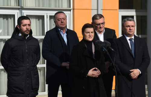 Brnabić se obratila javnosti: Hvala Vučiću za sve što je uradio, putevi su ono za šta živi (FOTO+VIDEO)