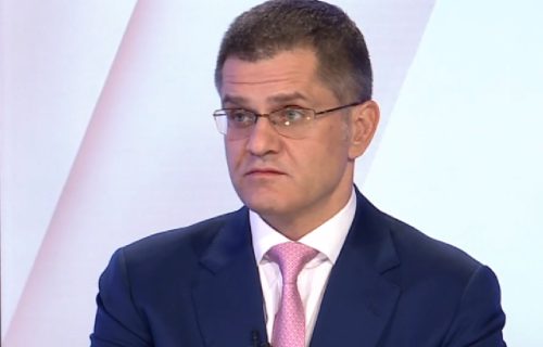 Islamistička Slobodna Bosna i Jeremić udarili na Vučića i time dokazali da on radi NAJBOLJE za Srbe i Srbiju