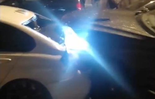 BAHATI I BEZOBRAZNI: Sin desne ruke Đilasa i Marinike polupao 10 automobila u centru Beograda!