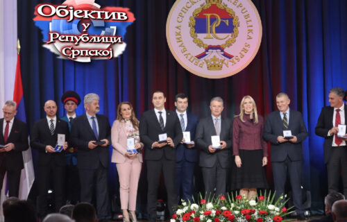Uručena odlikovanja povodom Dana Republike Srpske: Za zasluge nagrađeni i zvaničnici Srbije (FOTO)