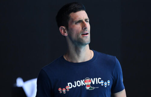 Reči podrške za Novaka: Đoković dobio snažnu poruku teniske legende pred suđenje! (FOTO)