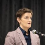 Brnabić RAZMONTIRALA tajkunske medije: Mučki je napad kad stavite OGLEDALO da se pogledaju?