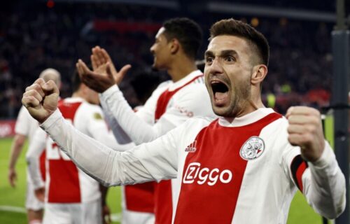 Ajax on fire: Tadić dobio ovacije, šampionska titula ostaje u Amsterdamu (VIDEO)