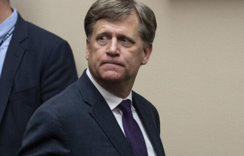 Bivši američki ambasador u Moskvi ZAPRETIO ruskim bogatašima: Ovo vam nećemo zaboraviti!