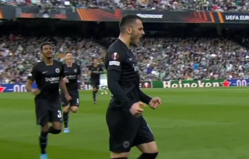 Čarobnjak Kostić prevario golmana Betisa: Nesvakidašnji gol srpskog reprezentativca (VIDEO)