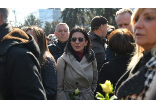 SKANDAL! Đilas i Marinika na najsramniji način pokazali koliko su im LAŽNE emocije prema ubijenom Đinđiću