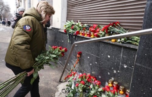 "Zašto niko ne čuje Donjeck?" Tužne scene nakon što je u napadu ukrajinskih snaga poginuo 21 civil (FOTO)