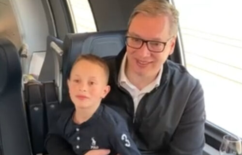 Vučić ISPUNIO ŽELJU malom Lazaru u brzom vozu "Soko": Dečak hteo da upozna predsednika (VIDEO)