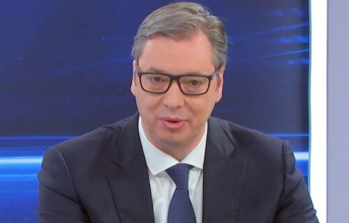 Vučić: Da plaćam reket, NEĆU! Neće stići da ofarbaju belu liniju na putevima koje sam napravio (VIDEO)