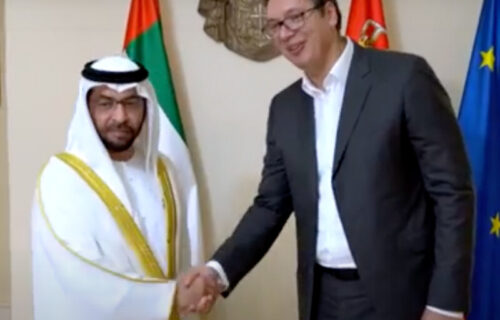 Vučić primio čestitku šeika Mohameda bin Zajeda al Nahjana povodom Dana državnosti