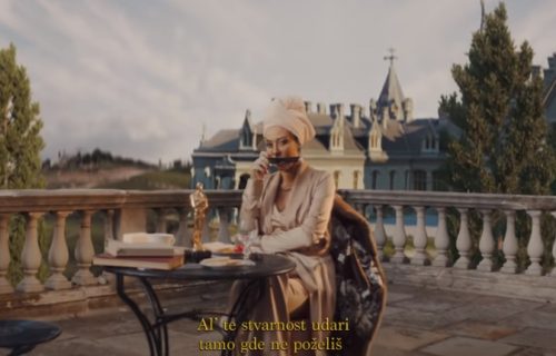 Jedna pesma Ane Nikolić postala je veliki hit: Malo ko je primetio GREŠKU koja je svima promakla (VIDEO)