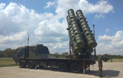 Ovako izgleda MOĆNI FK-3: Raketni sistem "zemlja-vazduh" prikazan u Batajnici (FOTO+VIDEO)