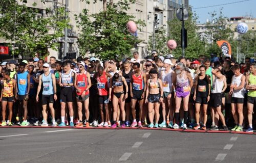 Počeo 35. Beogradski maraton: Oduševljenje na ulicama glavnog grada! (VIDEO)
