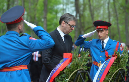 Vučić na NAJVEĆEM STRATIŠTU našeg naroda: Jeste čuli ijedno malo "izvinite, Srbi, što smo ovo uradili"?