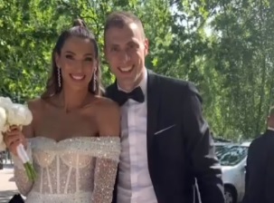 Oženio se Aleksandar Atanasijević: Naša čuvena pevačica napravila šou na svadbi Srbina i Bugarke (FOTO)