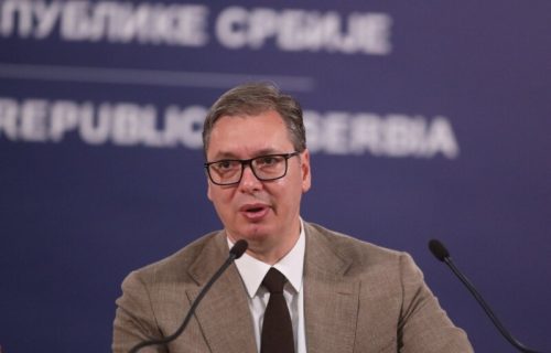 "Zovite me kad formirate ZSO": Vučić o političkim manevrima da se "proguraju" pregovori o planu EU