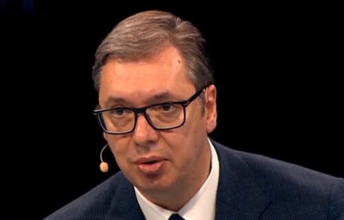 Vučić u NATO grotlu pokazao šta je HRABROST! Ko je nama pomagao 1999. godine?