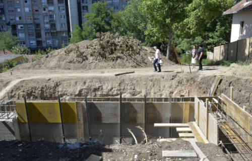 Nerealna scena na Banjici: Neolitski lokalitet Usek UNIŠTEN građevinskim radovima, podneta prijava (FOTO)