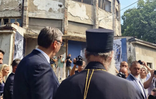 "Opominjemo potomke na ono što nikada ne smeju dozvoliti": Vučić sa Starog sajmišta poslao snažnu PORUKU