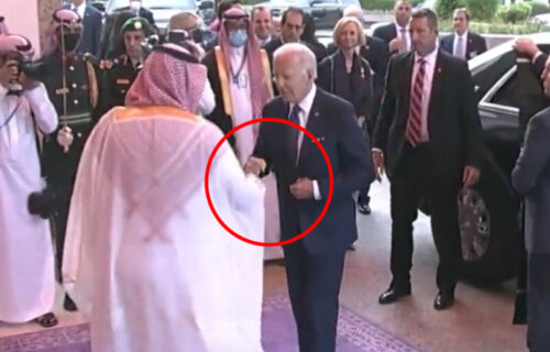 Svi su čekali OVAJ trenutak, a evo kako ga je Bajden pozdravio: IZBEGAO rukovanje sa princem (VIDEO)