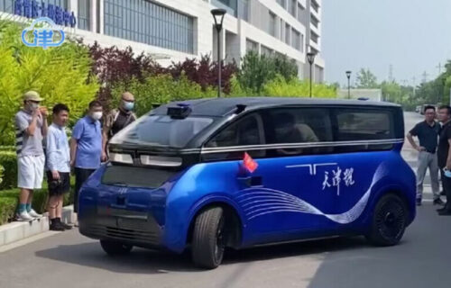 Kinezi napravili SOLARNI automobil za pet meseci: Upoznajte simpatični Tianjin (VIDEO)