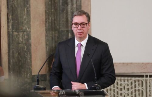 Žaklini Tatalović se SMRKLO u 3 popodne! Vučić raskrinkao LAŽI: "Toliko o tajnom sastanku" (VIDEO)