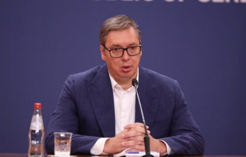 Vučić RASKRINKAO LAŽ koja se širi medijima: Živimo u eri kada je svakom dozvoljeno da bude bahat (VIDEO)