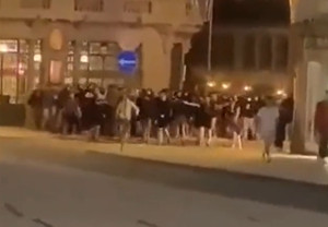 Hrvatski huligani DIVLJALI u Portugalu: Ljudi bežali iz kafića, napravili totalni HAOS u gradu (VIDEO)