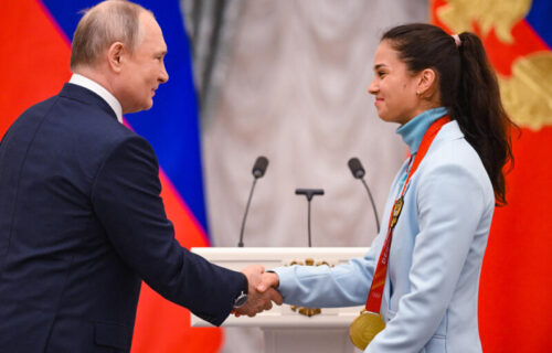 Ruskinja žestoko udarila po predsedniku MOK: Želim da vam vidim facu kad mi budete davali medalju! (FOTO)