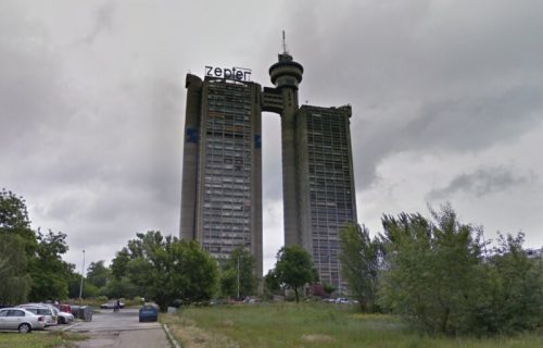 Teška saobraćajna nesreća kod Geneksa: Muška osoba (35) teže povređena, a žena lakše (35) u jezivom udesu