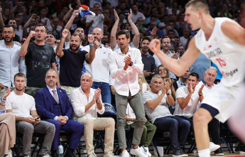 Ovako Novak Đoković vaspitava sina: Dok ga dušmani sprečavaju da pobeđuje, evo šta on radi! (FOTO)