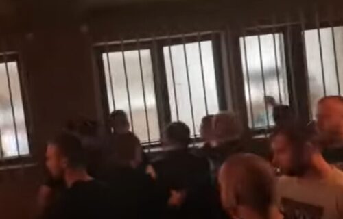 Nastavljen pakao igrača Partizana: Navijači ih maltretirali i ispred svlačionice! (VIDEO)