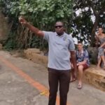 Hit snimak iz Zanzibara: Mustafa zapevao BAJAGINU pesmu kao da mu je SRPSKI maternji i oduševio Srbe