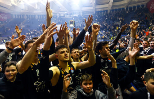 Novi dresovi za nove pobede: Evo u čemu će Partizan igrati svoju povratničku sezonu u Evroligi! (FOTO)