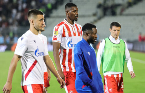 Crvena zvezda pobedila Radnički iz Niša 5:0, uz majstorije Lučića