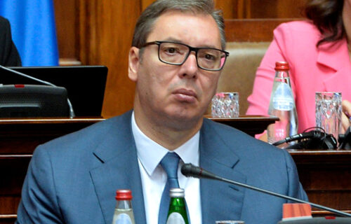 Vučić očitao lekciju opoziciji: Vi biste voleli da ćutim jer ne možete da me pobedite argumentima