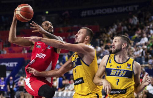 Neočekivano lice na Evrobasketu: Optužen za silovanje, a sad gleda Bosnu u Kelnu! (VIDEO)