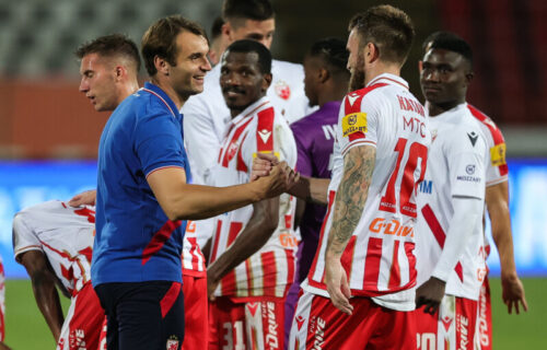 Južne vesti - Igrači i navijači FK Radnički Niš posle pobede u prvom meču  prvog kola kvalifikacija za Ligu Evrope protiv Gzira United F.C. (4:0) na  stadionu Čair.