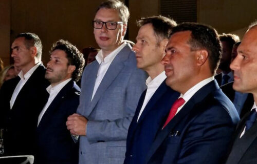 "Dužnost ispijanja vina prešla je sa mene na njega": Oglasio se Vučić i poslao šaljivu poruku (FOTO)